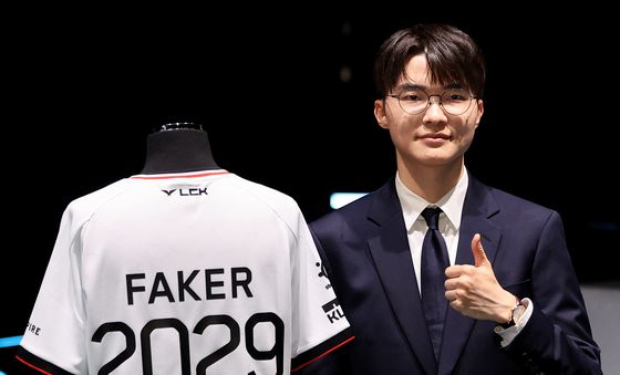 '페이커' 이상혁, 엄지 척