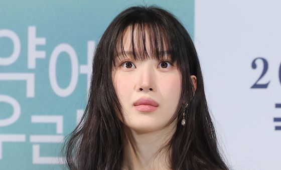 문가영, 인형 눈망울