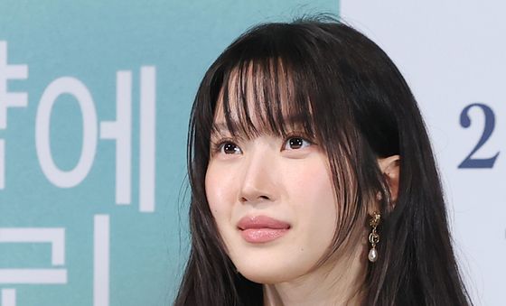 문가영, 설레는 첫 상업영화 도전