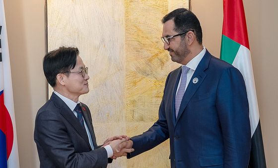 김정관 장관, UAE 산업첨단기술부 장관 면담
