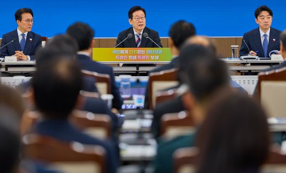 국방부·국가보훈부 업무보고 발언하는 이재명 대통령