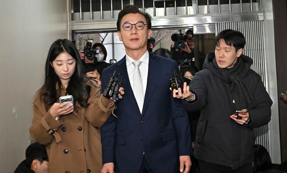 통일교 금품수수 조사 출석하는 전재수 의원