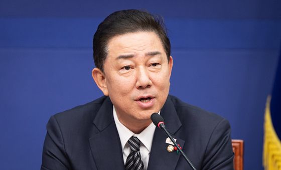 인사말하는 김병기 원내대표