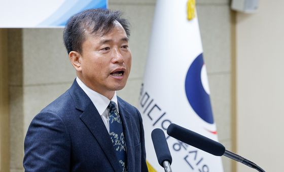 취임사하는 김종철 방미통위 위원장