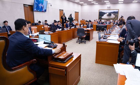 법안 의결하는 농해수위