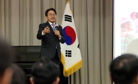 강기정 시장, 광주 군공항 이전 주민 설명회