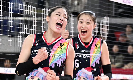 득점 환호하는 인쿠시