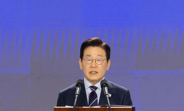 이재명 대통령, 민주평화통일자문회의 출범회의 참석