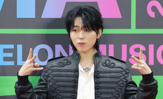 지코, 여심 난리나게 만들며 멜로어워드 출격