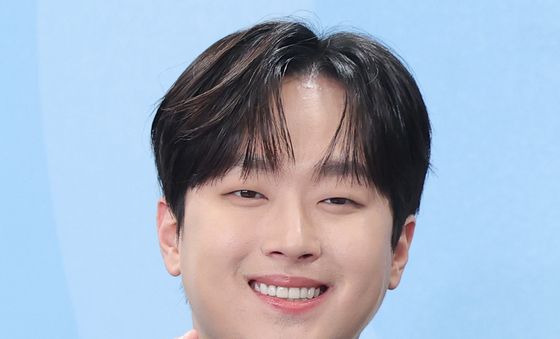 이찬원, 한글 넥타이 하고 KBS 연예대상 참석