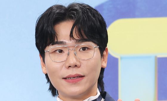 송필근, 근사하게 차려입고 'KBS 연예대상' 참석