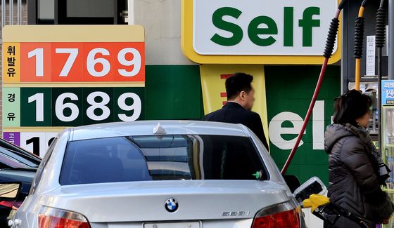 기름값 하락세 유지될 전망