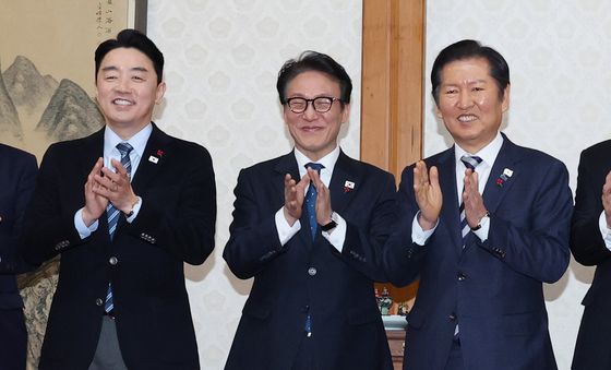 박수치는 김민석-정청래-강훈식