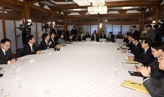고위당정협의회 발언하는 정청래 민주당 대표