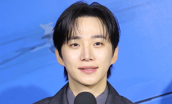 이준호, 안구정화