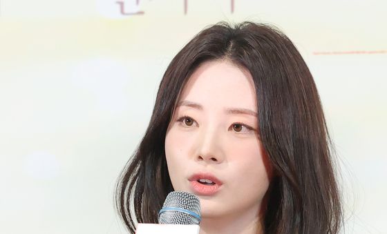 신시아, 매일 하루의 기억을 잃는 서윤