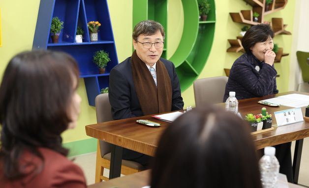 정근식 서울시교육감, 학생맞춤통합지원 주제 간담회