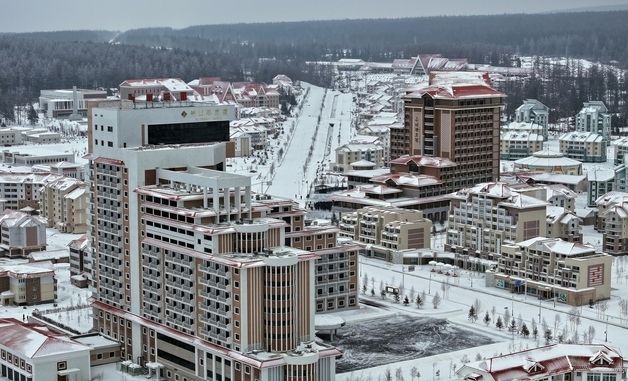 北 삼지연에 호텔 5곳 준공…"백두 대자연과 조화 이룬 호텔들"