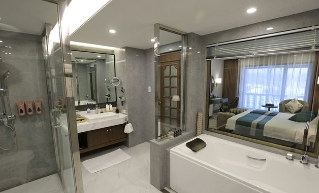 北 삼지연에 호텔 5곳 준공…깔끔한 내부