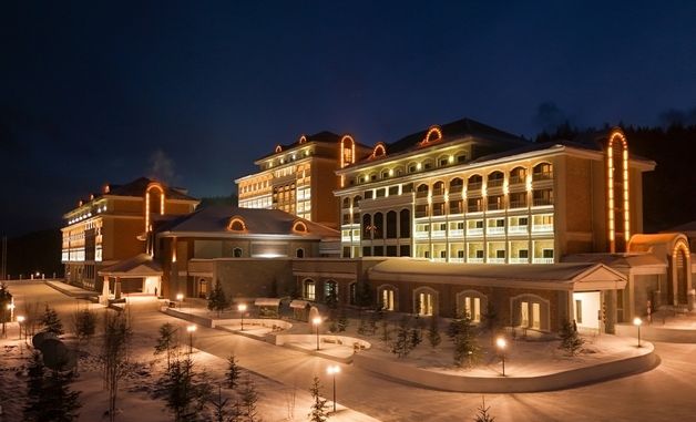 北 삼지연 개변 상징하는 호텔들 준공…"문명도시로 더 훌륭히"