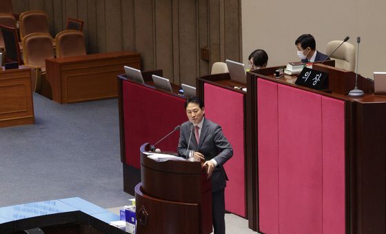 20시간째 필리버스터 이어가는 장동혁