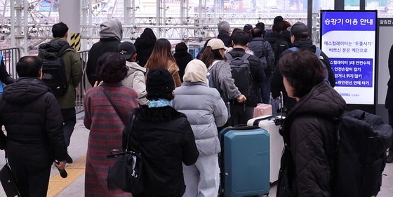 철도노조 총파업 유보…“모든 열차 정상 운행”