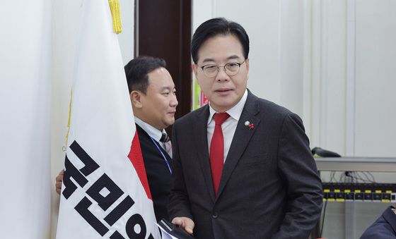 기자간담회 참석하는 송언석