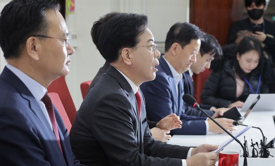 기자간담회하는 송언석