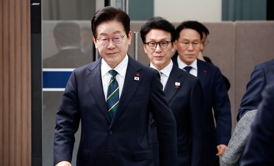 이재명 대통령, 부산 국무회의 참석