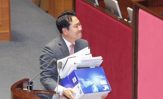 필리버스터 마친 장동혁