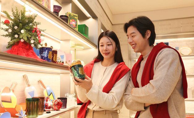 신세계백화점 피숀, '크리스마스 홈파티 아이템' 선봬