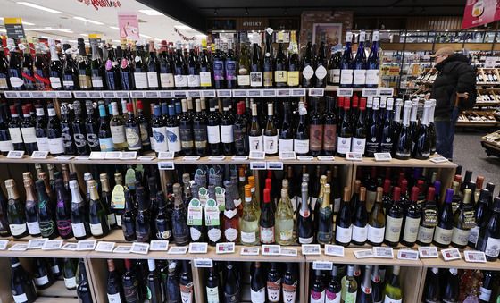 고환율에 와인값도 부담