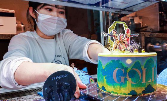 크리스마스 케이크로 만나보는 케이팝