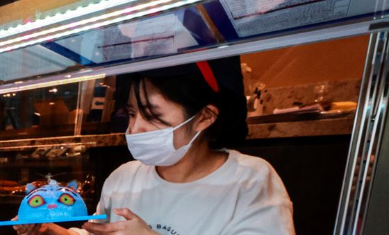 크리스마스에 즐기는 '더피 케이크'