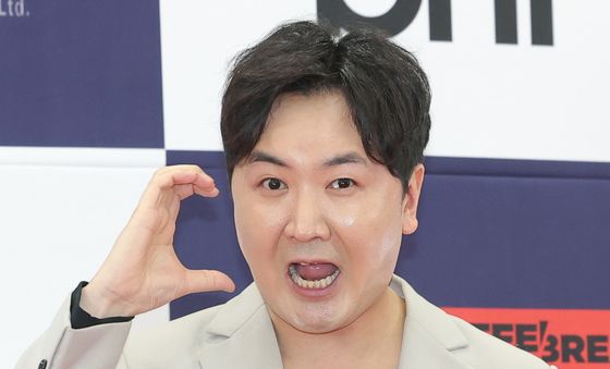 이영식 '춘사국제영화제' 레드카펫 MC