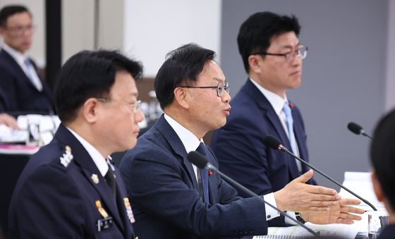 해양수산부 업무보고 하는 김성범 직무대행