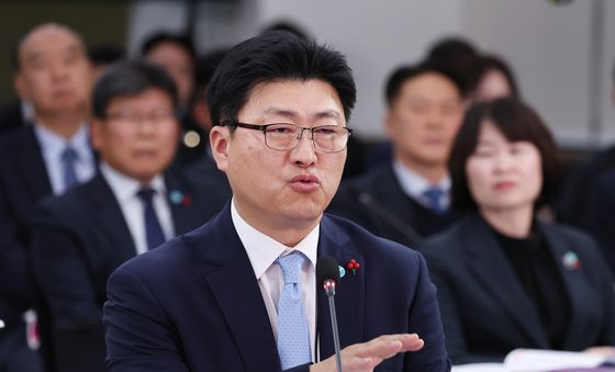 업무보고 하는 남재헌 북극항로 추진본부장