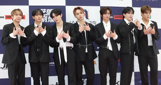 다크비, 춘사국제영화제 축하공연