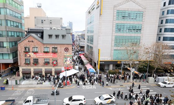 성심당 앞 인파
