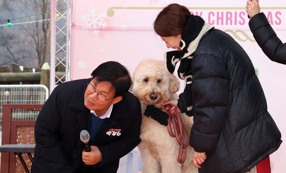 박강수 마포구청장, 반려동물 행사  소통
