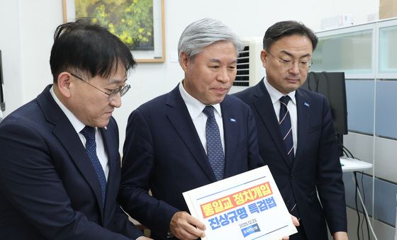 통일교 특검법 발의 나선 조국혁신당