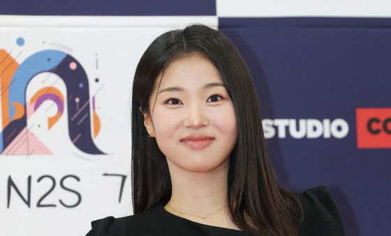 서수빈, 부드러운 미소