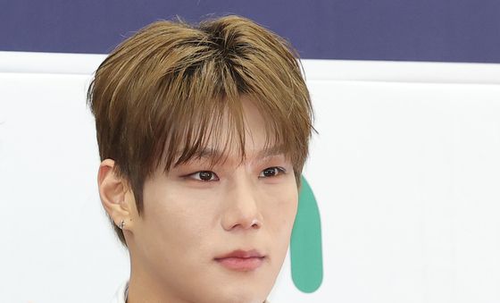 다크비 준서, 부드러운 카리스마