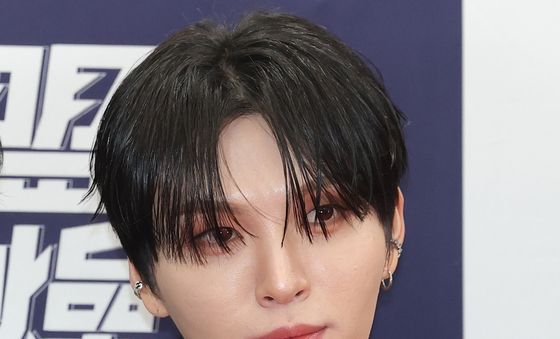 다크비 희찬, 짙은 잘생김