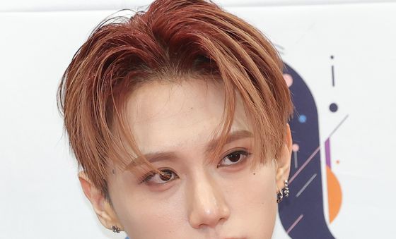 다크비 해리준, 시크한 눈빛