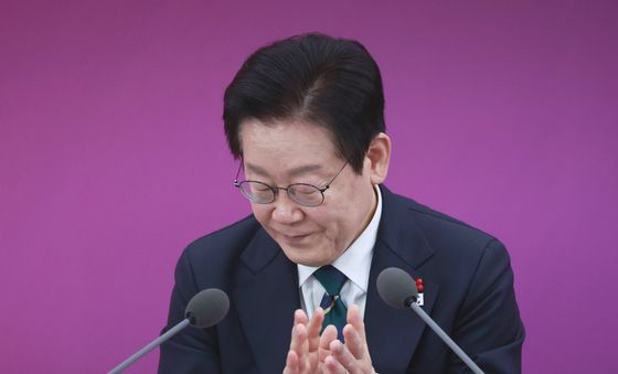 정부 부처 업무보고 마친 이재명 대통령