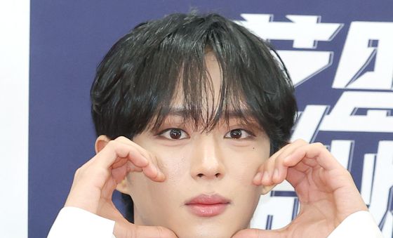 다크비 D1, 스윗 가이