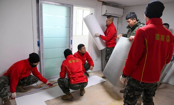 해병대 1사단 공병대대원들의 이웃사랑