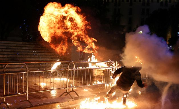 [포토] 알바니아 수도의 시위대