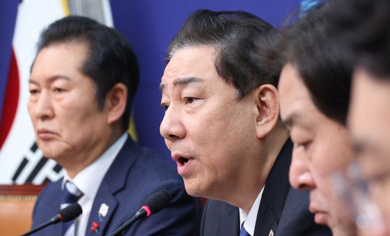 최고위 발언하는 김병기